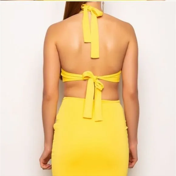 Callie Lives Stasia O—Sunshine CutOut Halter Bodycon Mini Dress Large