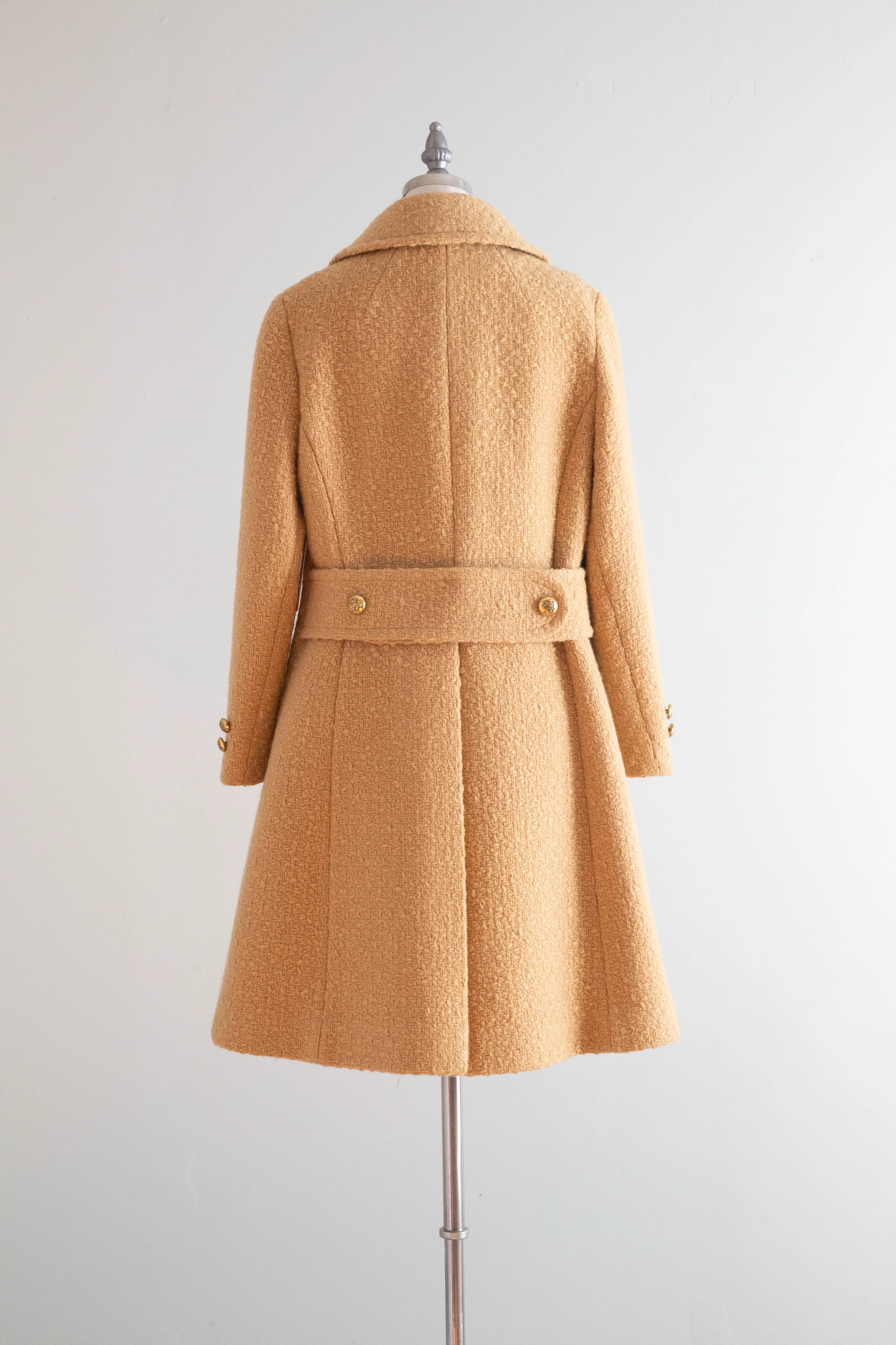 Fabulous 1960's Camel Color Woven Wool Coat By Dumas / Medium