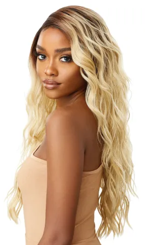 Outre Lacefront Wig | Melted Hairline | Ria