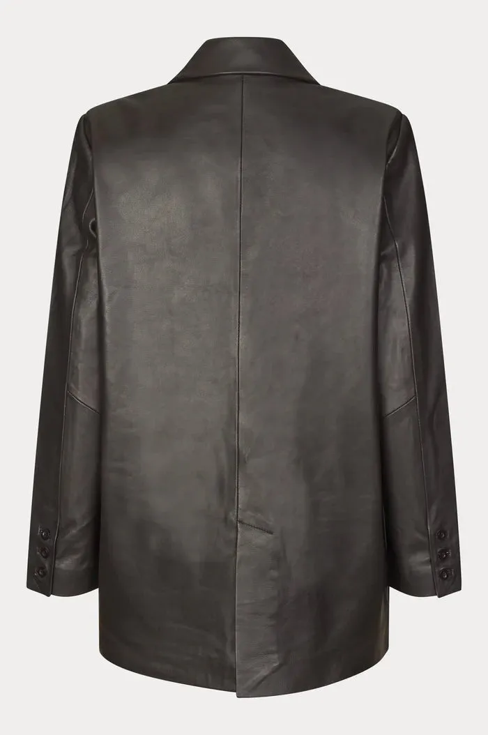 oval square OSProven Blazer Chocolate Torte